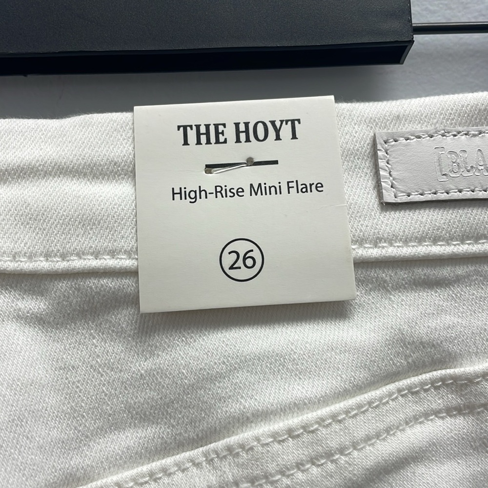 “BlankNYC” Size 26 White High Rise Mini Flare Jeans - Picture 5 of 6
